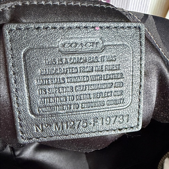 Coach Black Signature Shoulder Bag - Picture 5 of 8